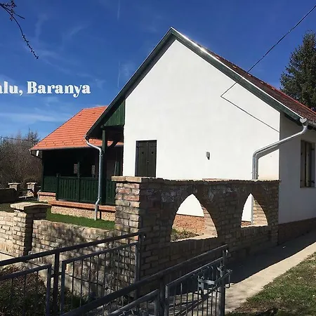Pensjonat Patakpart Vendeghaz