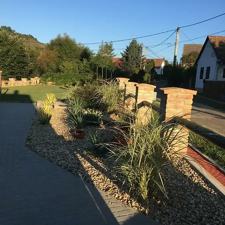 Pensionat Patakpart Vendeghaz *