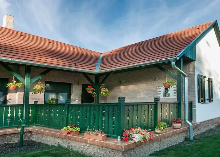 Guest house Patakpart Vendeghaz *